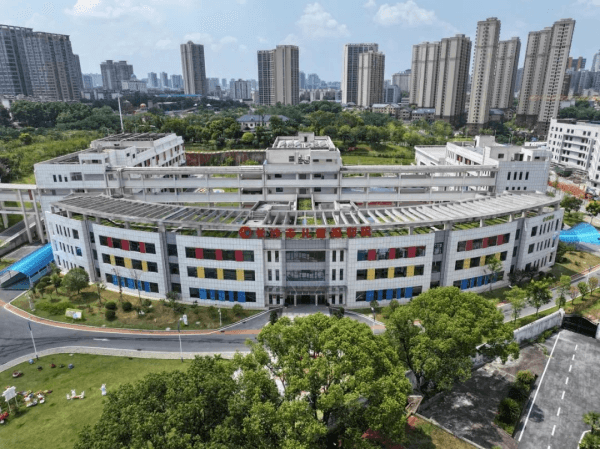 专业维保 健康同行 丨 一特医疗为长沙市儿童福利院进行维保服务培训