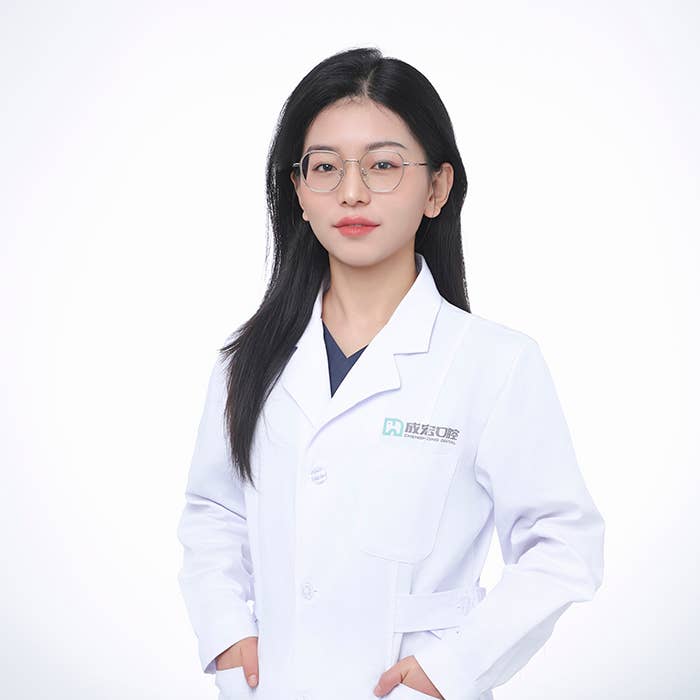 周莹莹