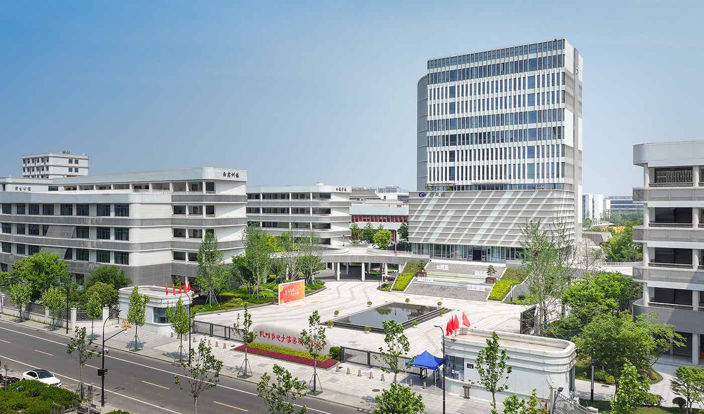 电子信息职业学校双桥校区